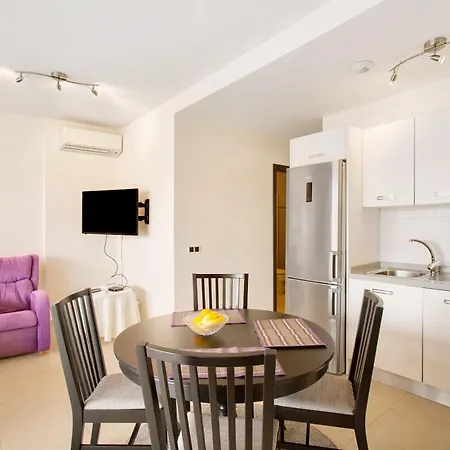 Apartamento Vega *